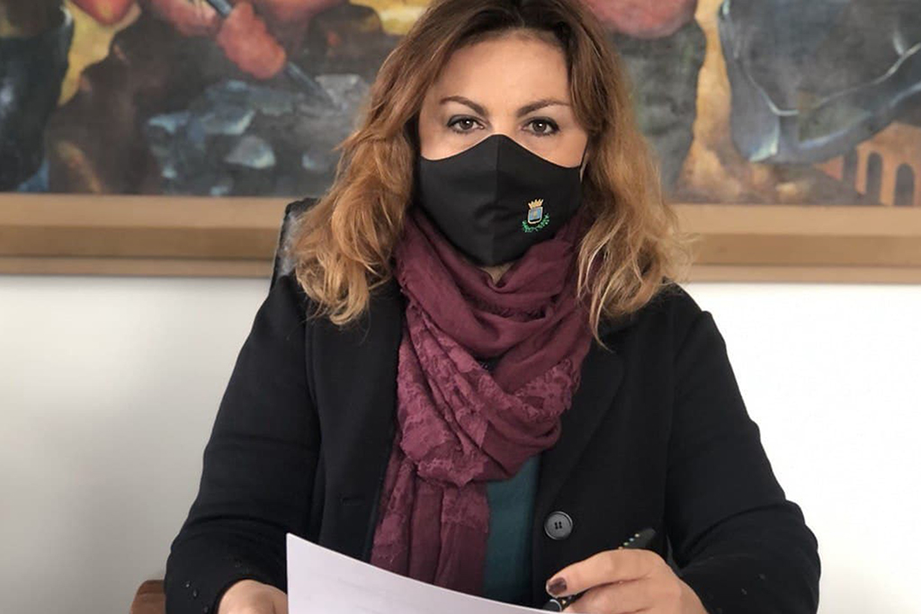 11 27 Paola Massidda Sindaco di Carbonia web