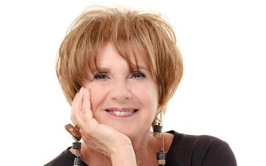 2. Lella Costa